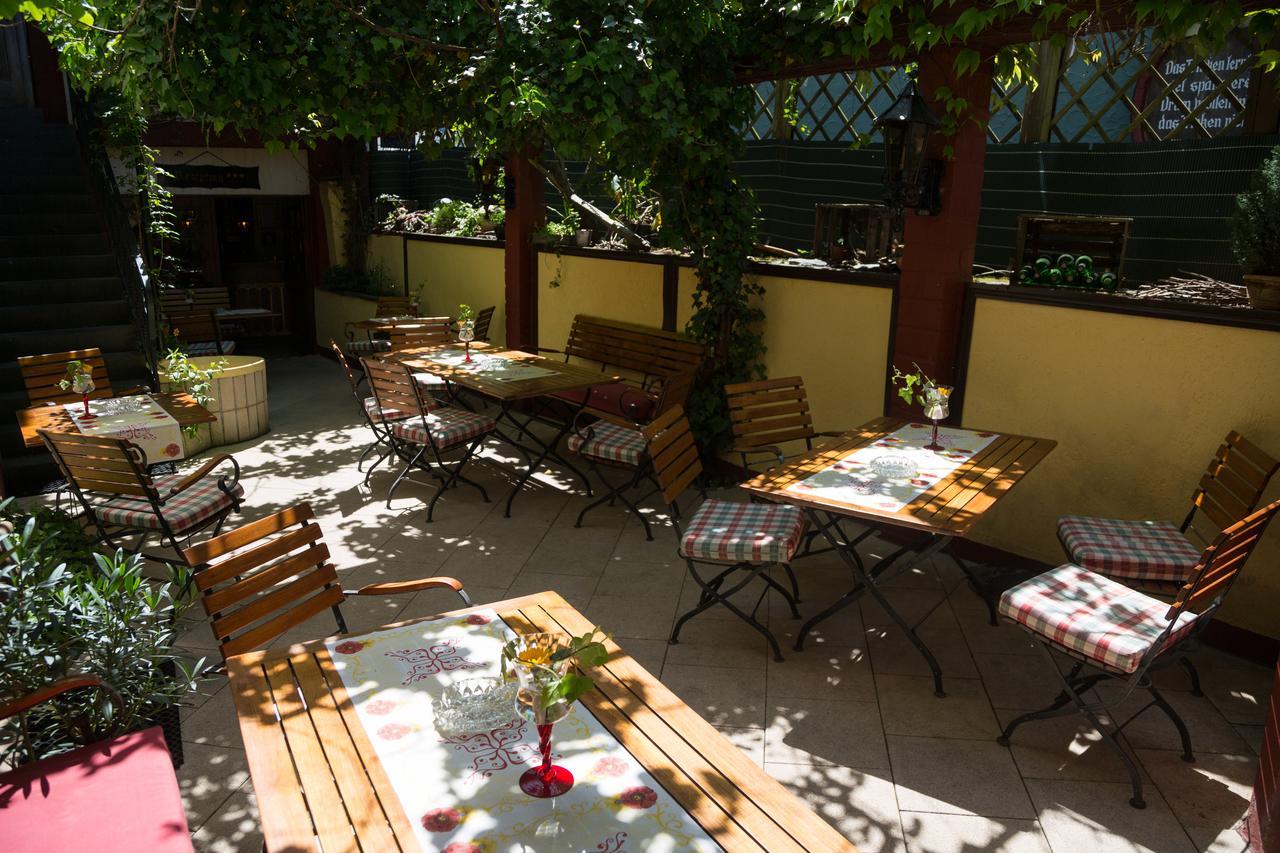 Hotel Reichsschenke Zum Ritter Gotz "Garni" Kröv Exterior foto